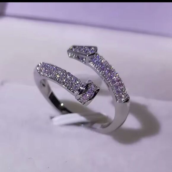 Elegant Wrap Sterling Silver Ring with Pave Crystals - Picture 1 of 6